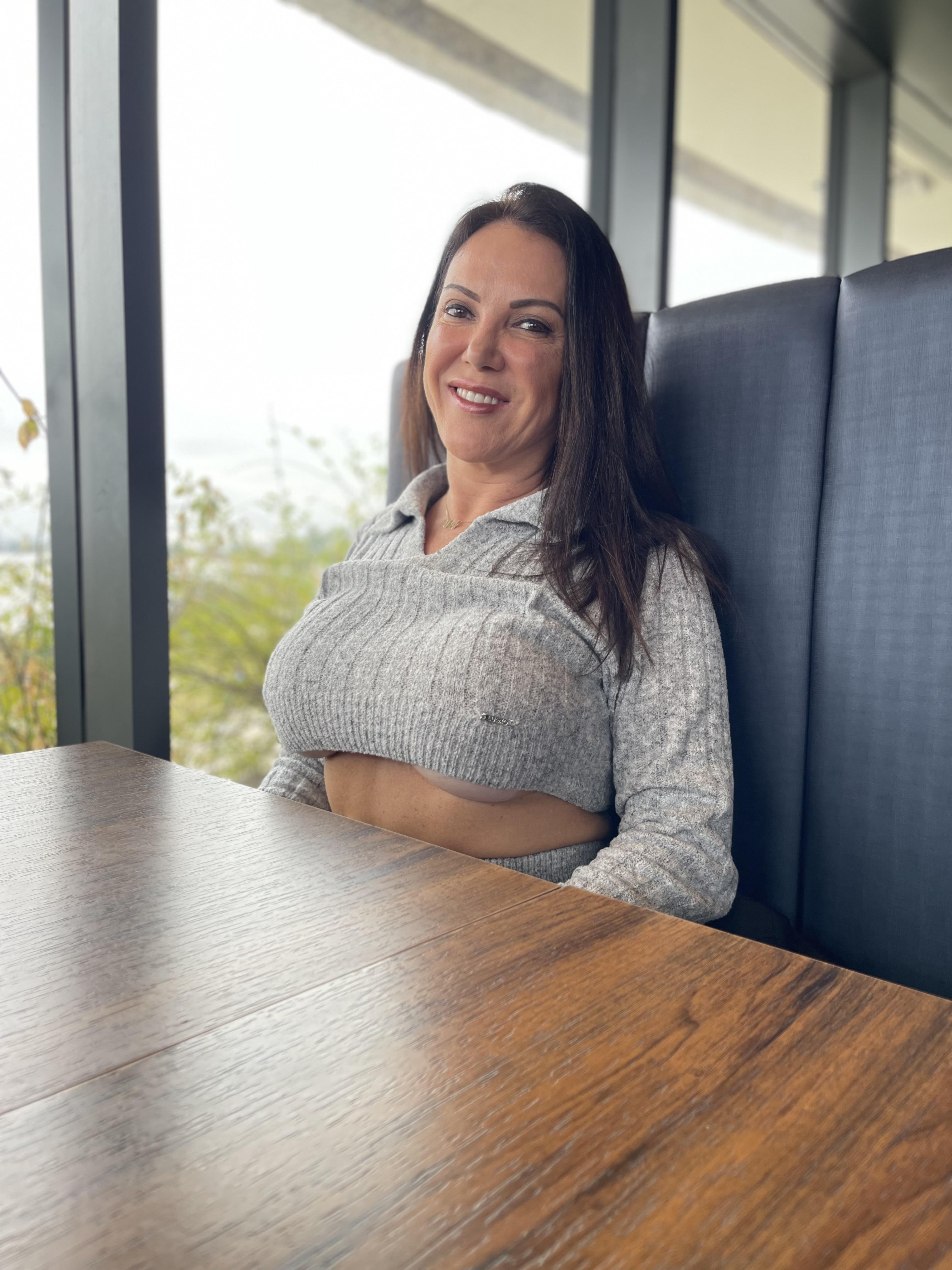 Ivy Mena (u_IvyMena) - Reddit