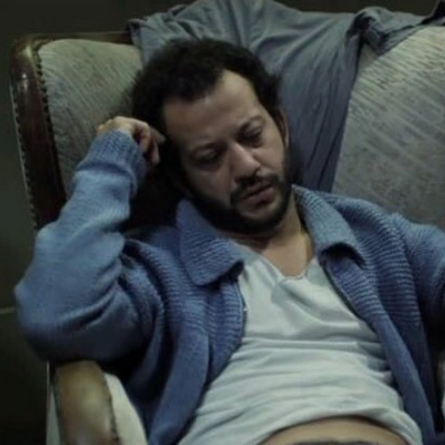 Gördüğüm ve gözlemlediğim kemanı, sesi ve diksiyonu hariç her şeyin ama her şeyin amatörlük. Gece Gelen Huzun Podcast On Spotify