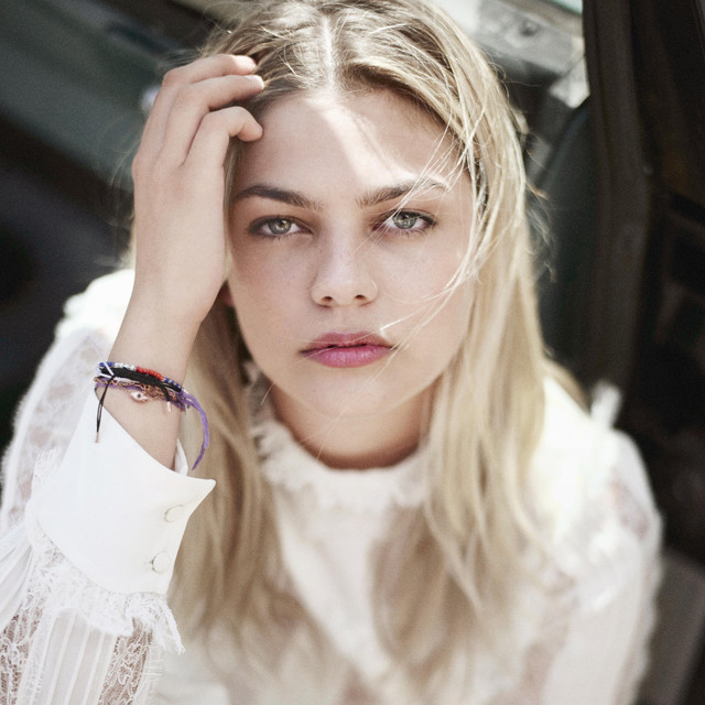 L&#x27;année de sa participation à the voice, qui l&#x27;a. Louane Next Concert Setlist Tour Dates