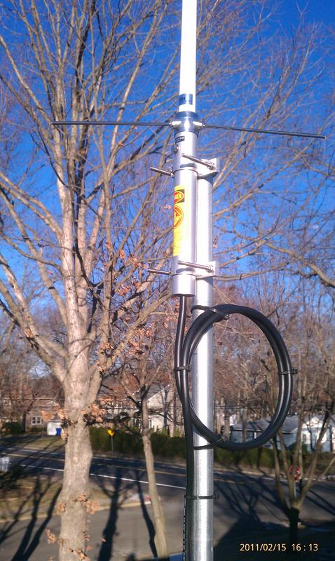 X50a 144/440 mhz dual band amateur base antenna. grounding - Can I ignore the radial elements of a 2m/70cm