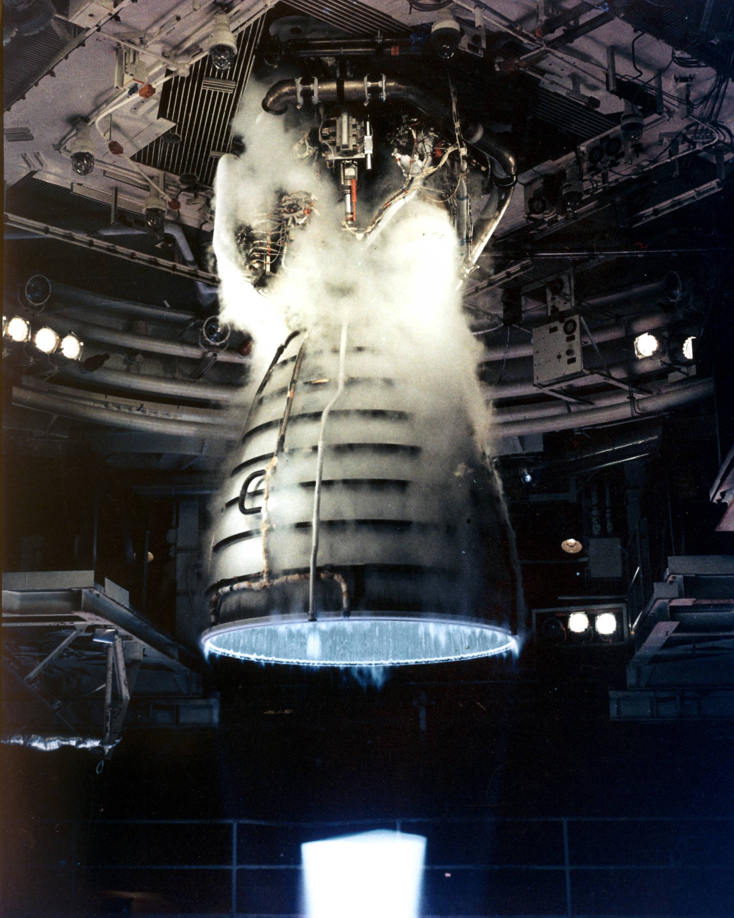 Why Do The Exhaust Flames From Cryogenic Stage Engines