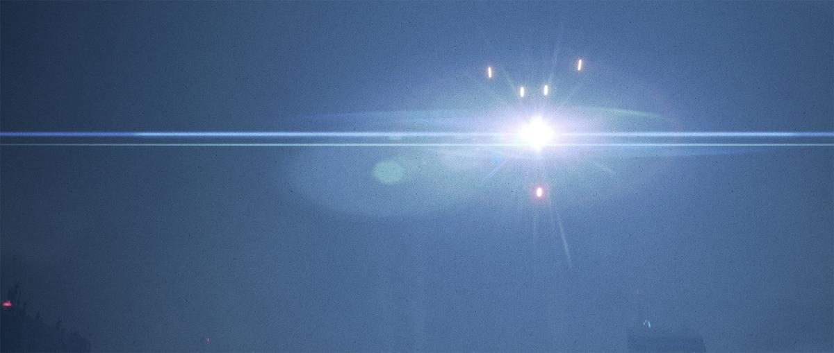 Discover free hd lens flare png png images. How Do Anamorphic Lenses Produce Lens Flare Streaks Photography Stack Exchange