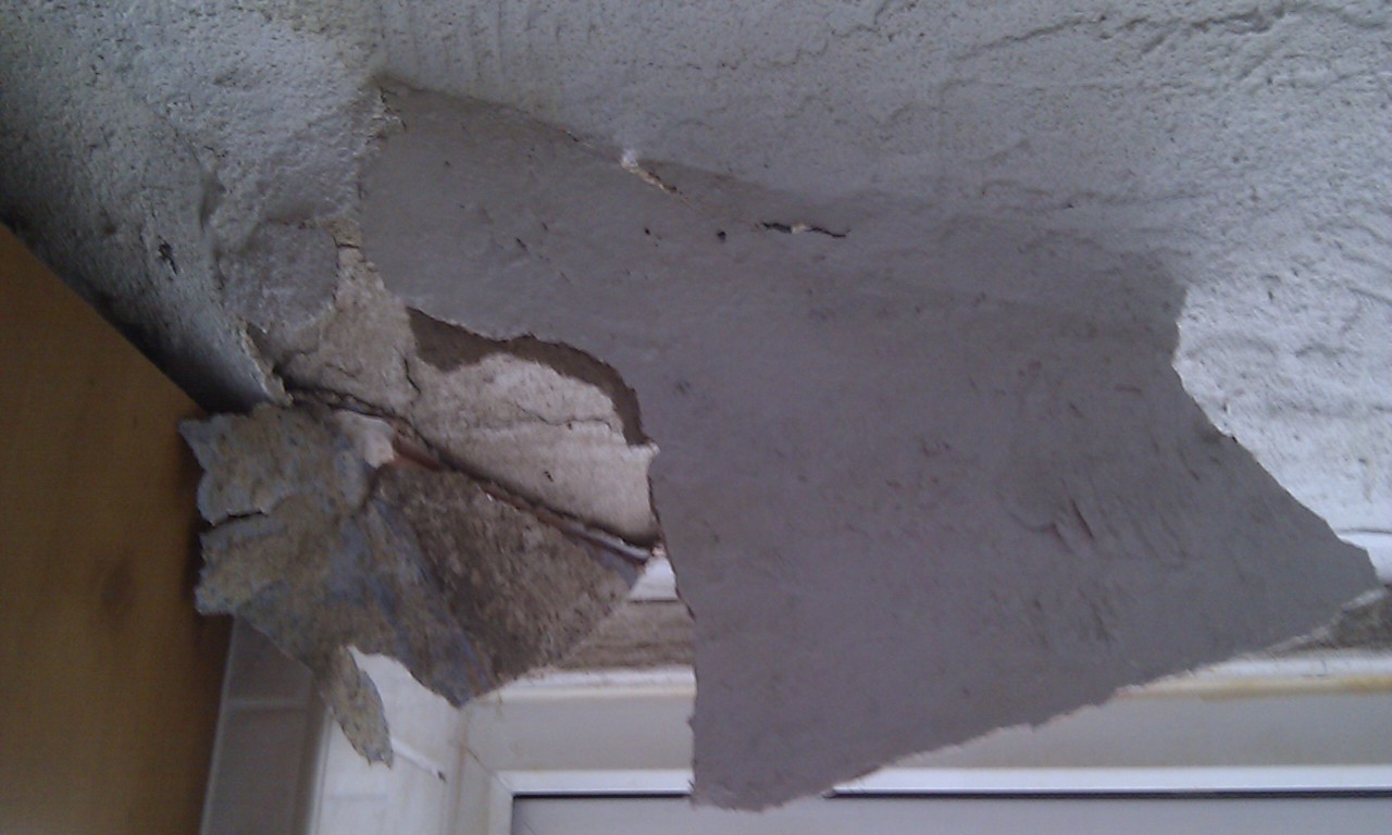 Although there are some simple fixes that will help prevent cracked window glass from failing immediately, the only. How do I fix my kitchen ceiling? - Home Improvement Stack
