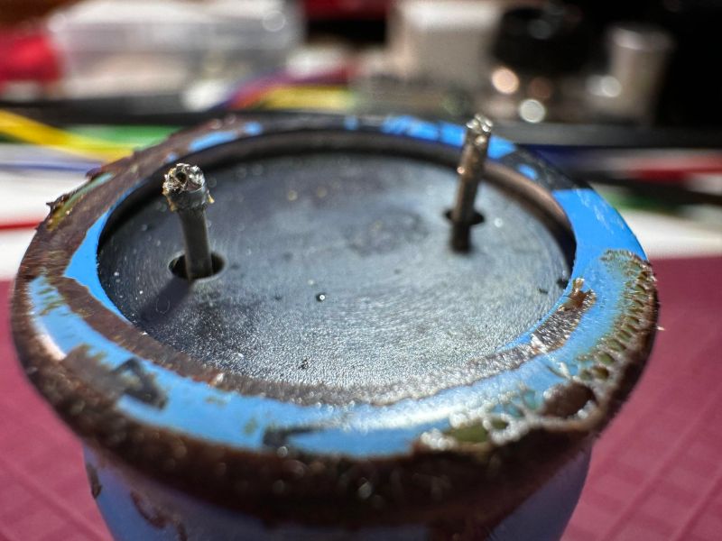 Electrolytic Capacitor And Ac Electrical Engineering Stack Exchange - Premium Space Illustration Gallery - Desktop