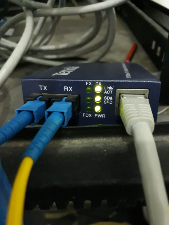 Networking How Do I Resolve Connection Issues Between Two 10 100base - Classic Retina Dark Patterns | Free Download