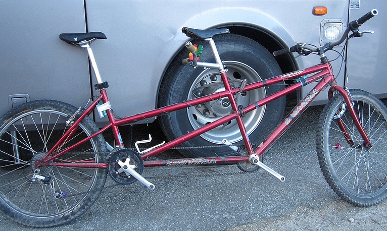 Kickstand Plate Framebuilder Supply - Full HD Light Arts for Desktop