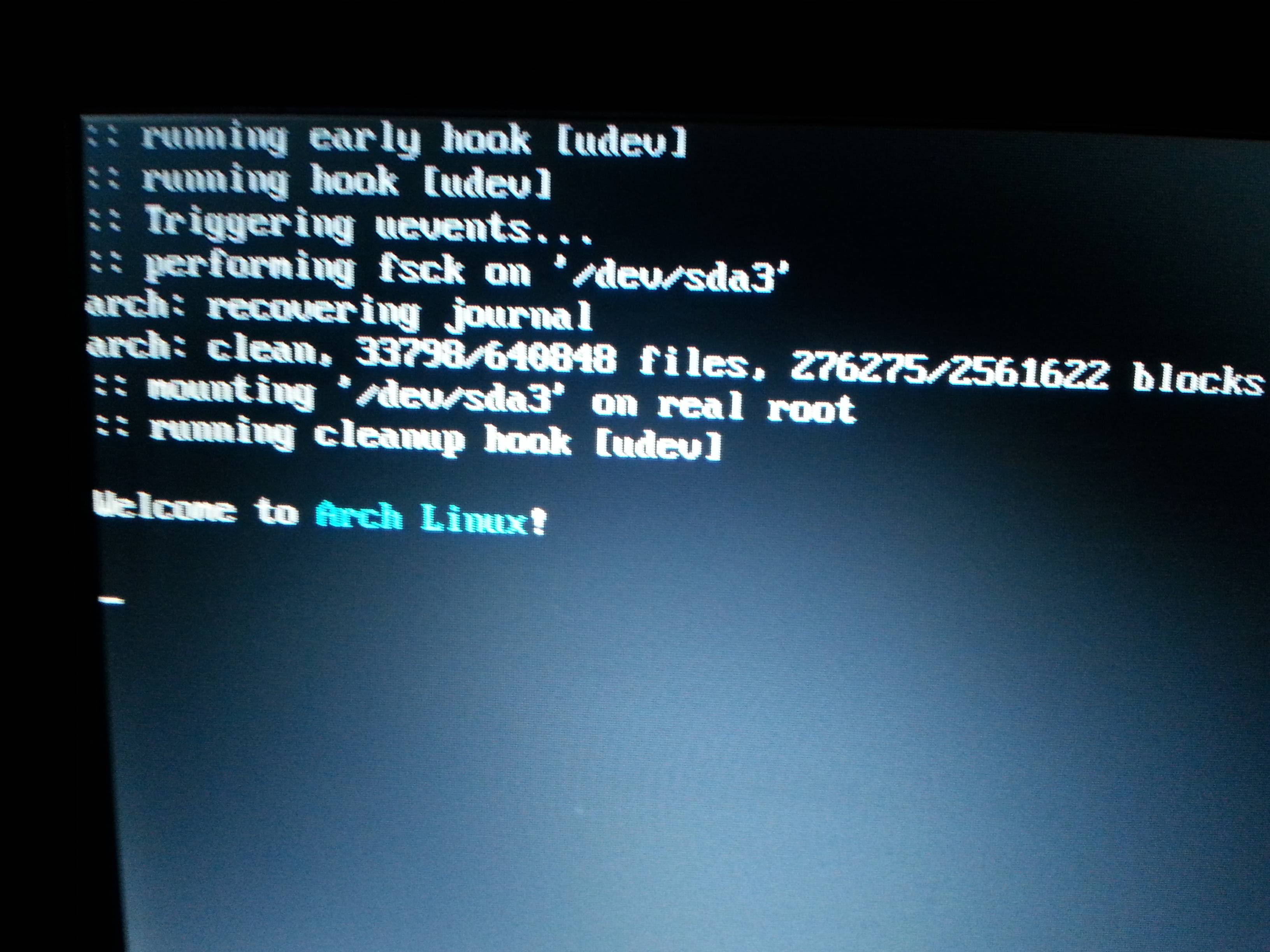 Arch Linux Gets Stuck On Boot Unix Linux Stack Exchange
