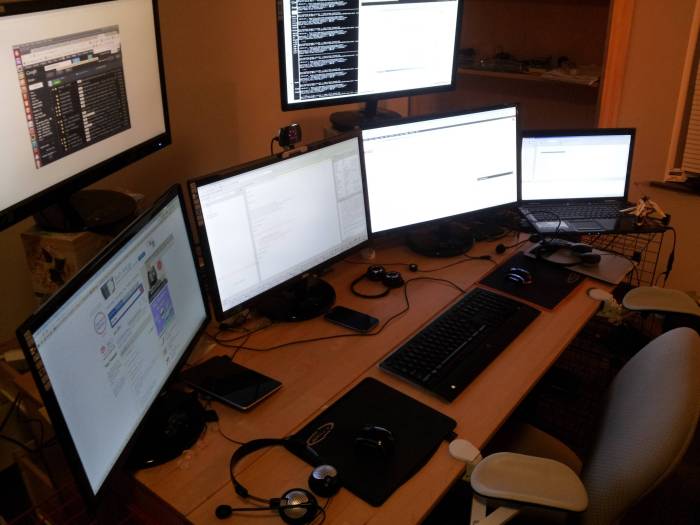Laptop Multiple Screens
