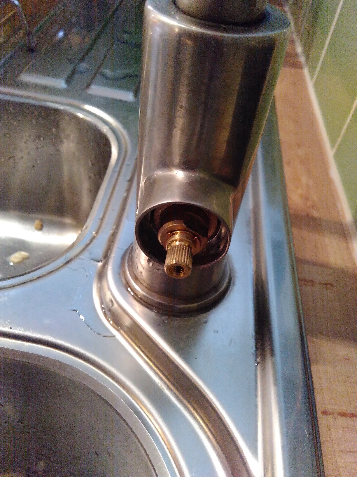 Not to take away business from the plumbers but it would be a. How To Remove Tap Valve Within Shroud Franke Ascona Mixer Tap Home Improvement Stack Exchange