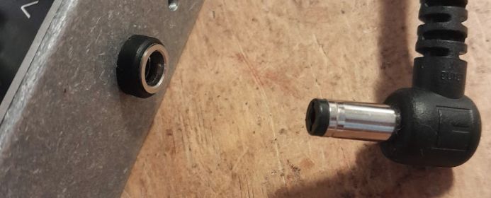 How To Reliably Power Up A Microcontroller Electrical Engineering - Premium Ocean Texture Gallery - Desktop