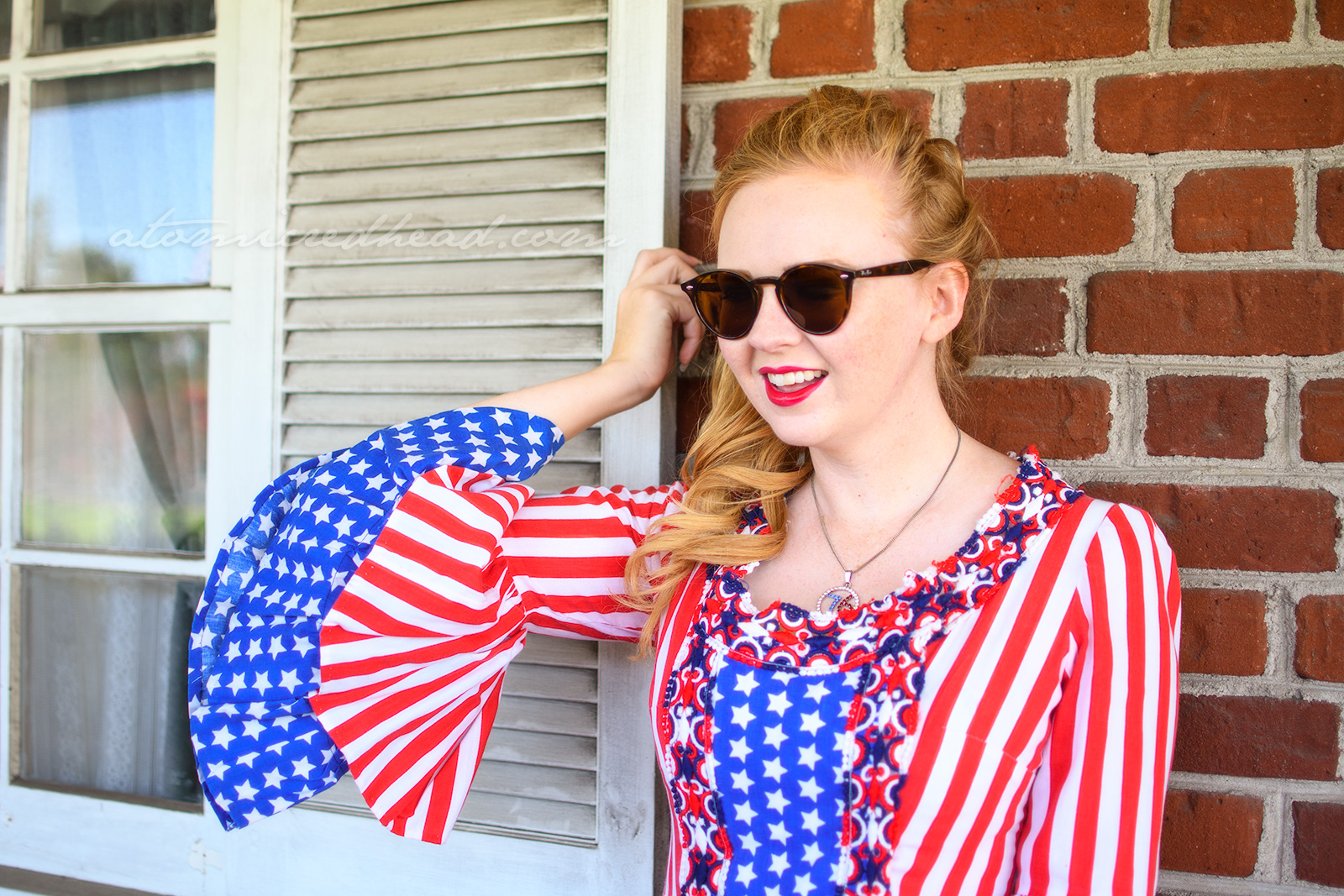 Star Spangled Gal Atomic Redhead - Desktop Vintage Arts for Desktop