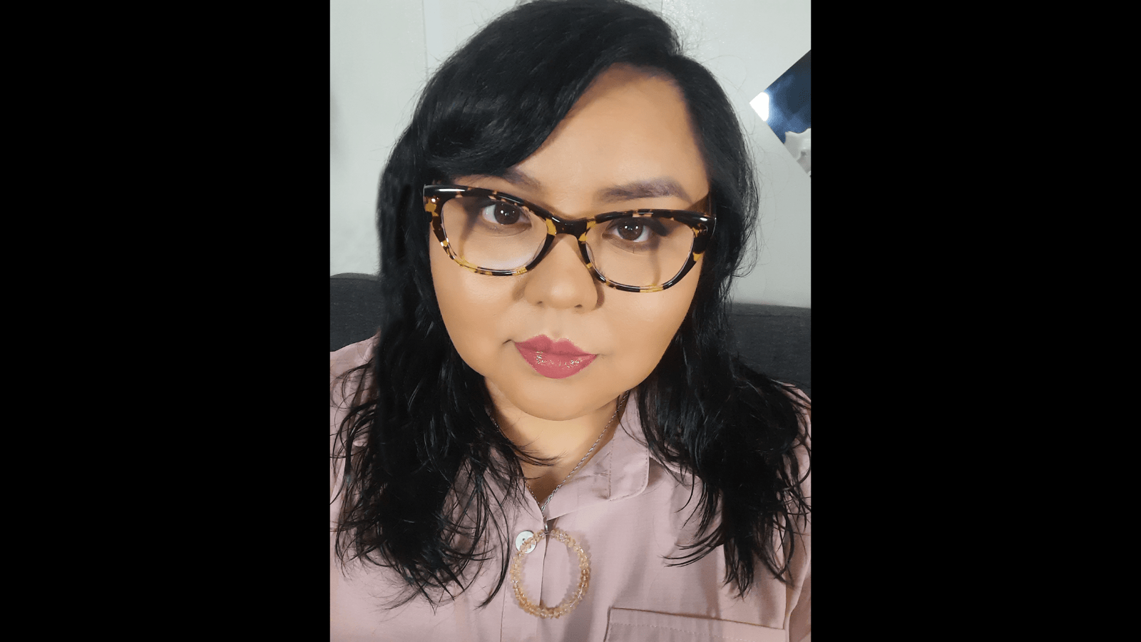 Podcast Disability Visibility Project - Premium Abstract Design Gallery - Desktop