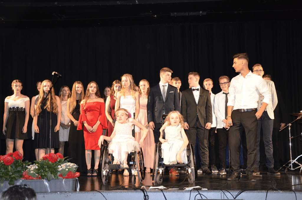 Abschlussfeier Der 10er Sprung In Die Zukunft Gesamtschule Eiserfeld