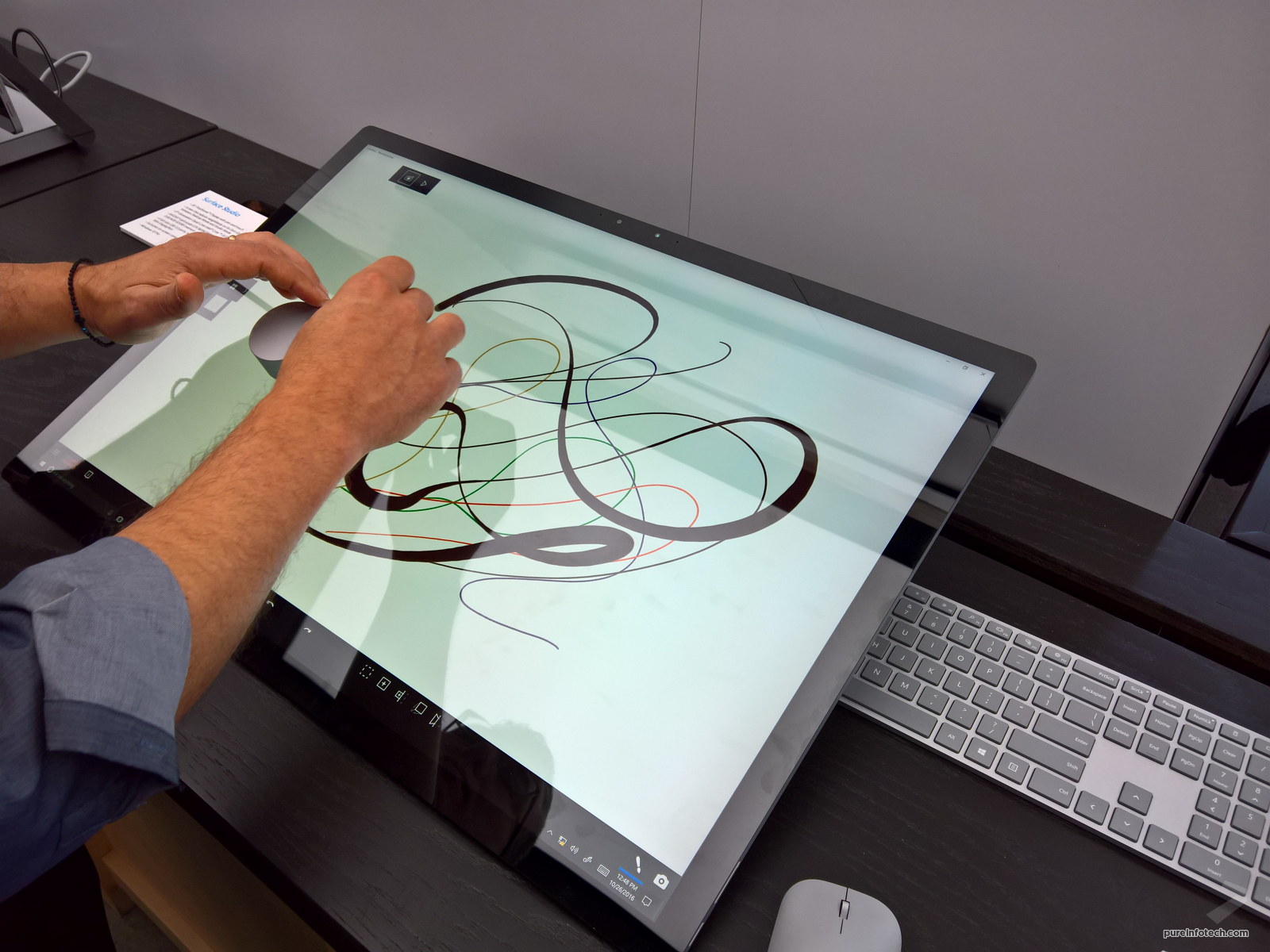 Surface Studio Specs Features And Analysis - Download High Quality Dark Wallpaper | High Resolution