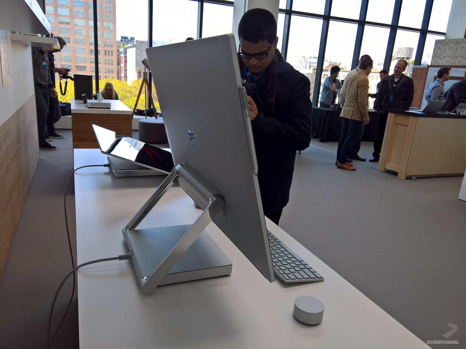 Surface Studio Specs Features And Analysis - Ultra HD Desktop Mountain Arts | Free Download