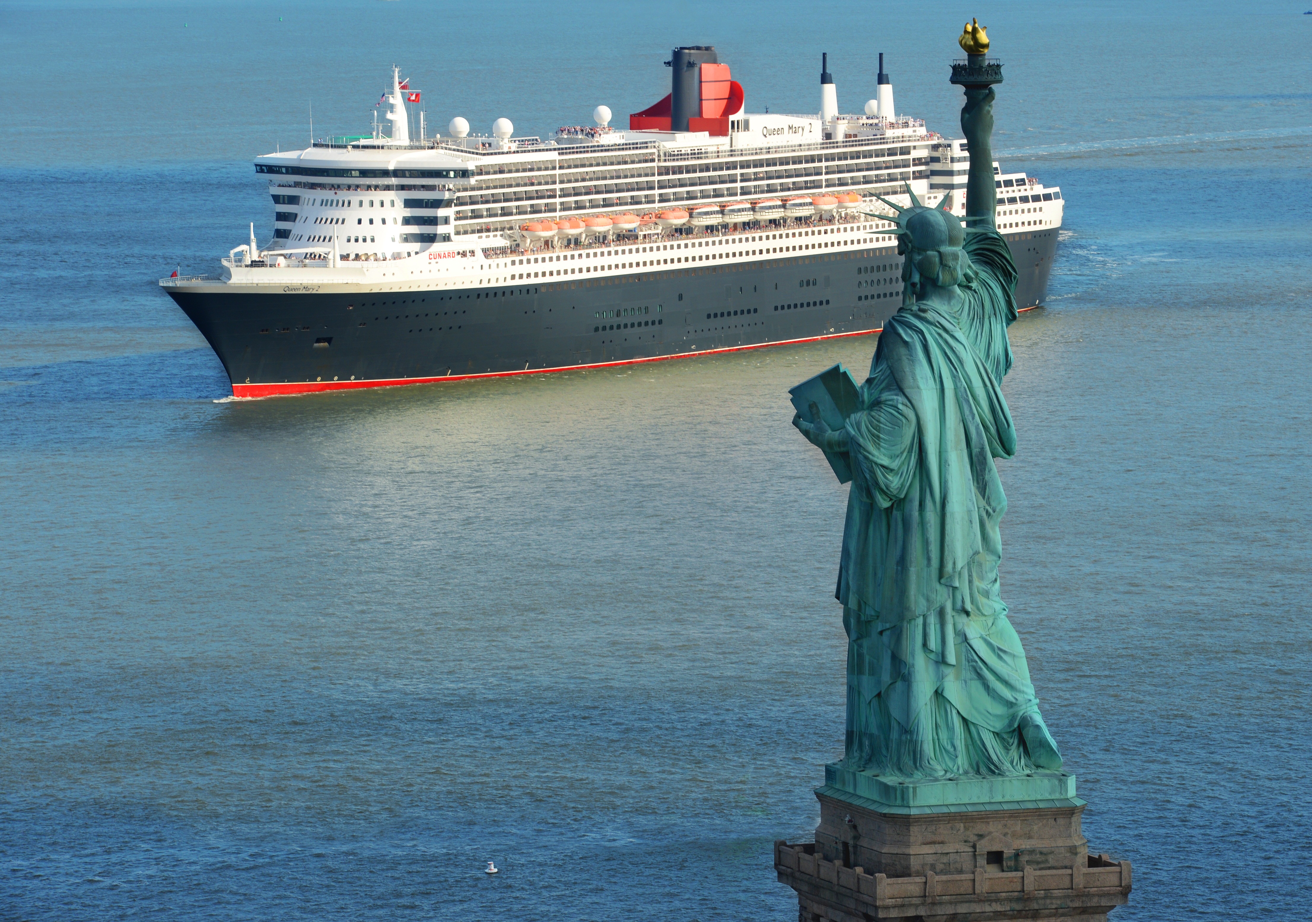 Happy Tenth Birthday To Cunard S Queen Mary 2 With Video