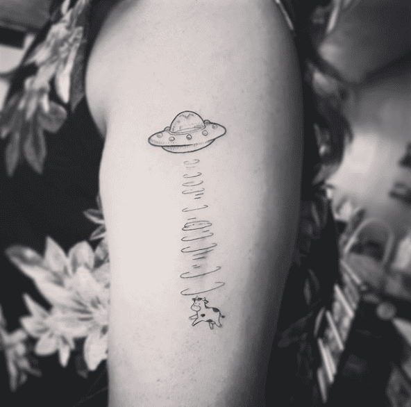 30 small alien abduction tattoos you'll love