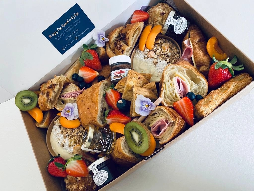 Platter Boxes Platters To Please - High Quality Desktop Gradient Images | Free Download