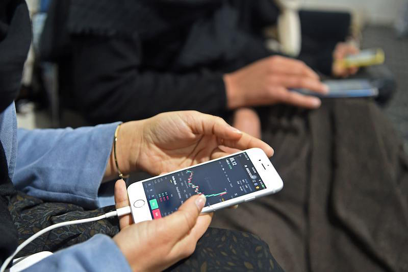 القضاء يحقق في نصب بعملة رقمية