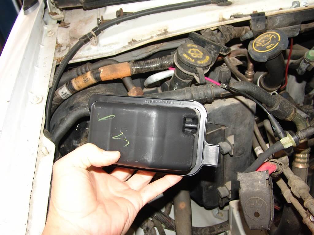 Sparky S Answers 1999 Ford E150 Air Only Blows Out The