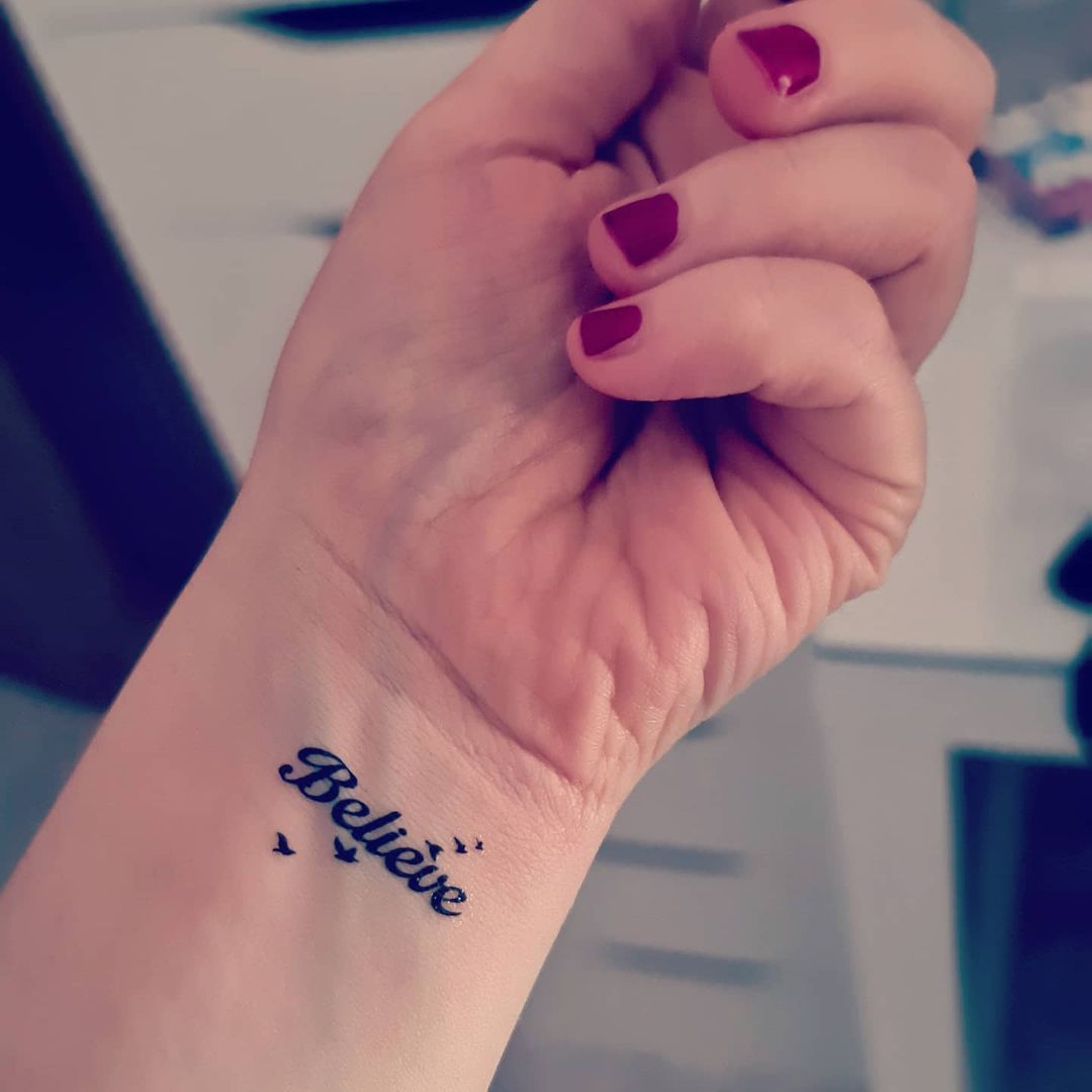 Tatuaggi Scritte: Idee E Disegni Da Imprimersi Sulla Pelle 696_x_696_jpg