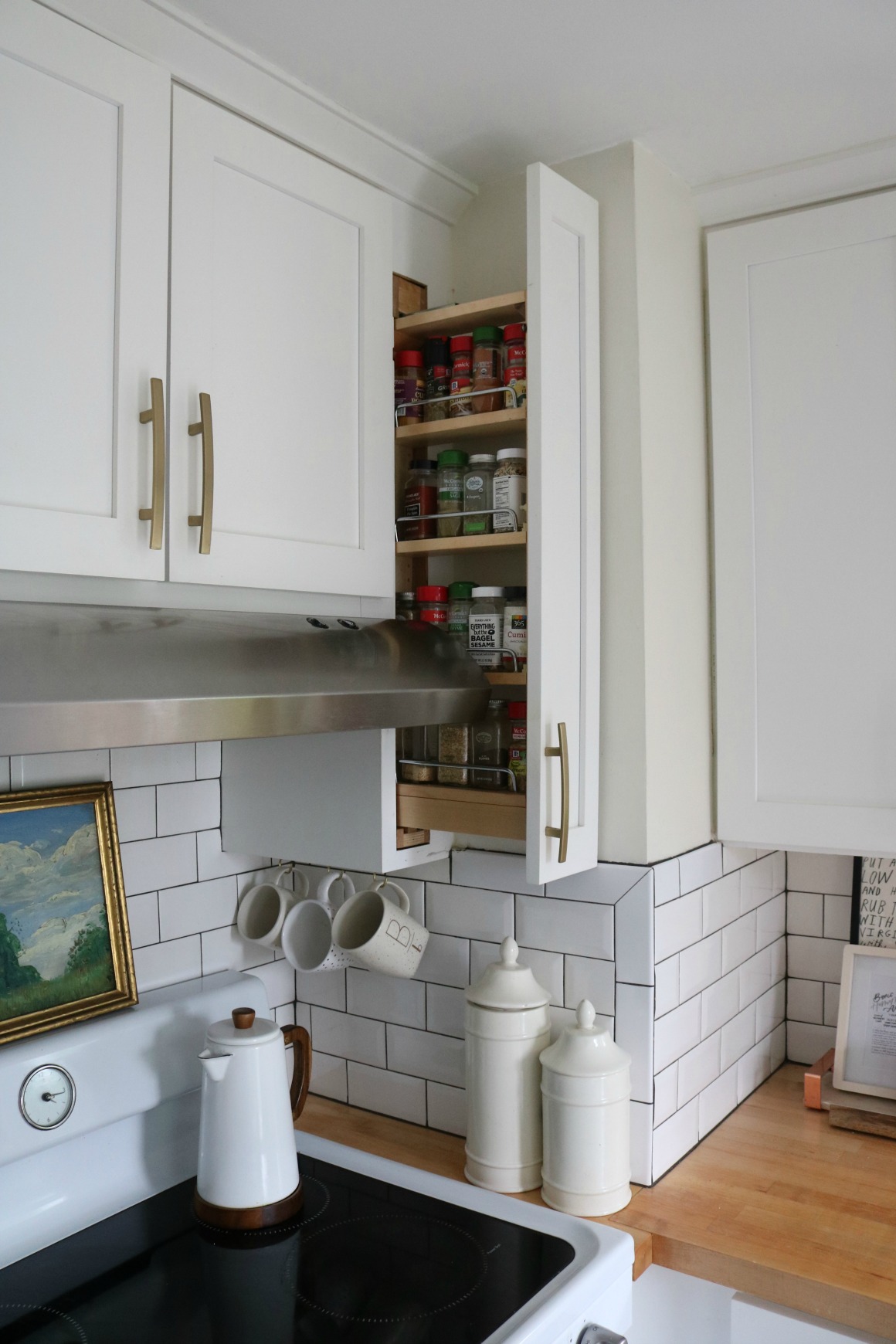 13 Brilliant Kitchen Cabinet Organization Ideas - Glue ...