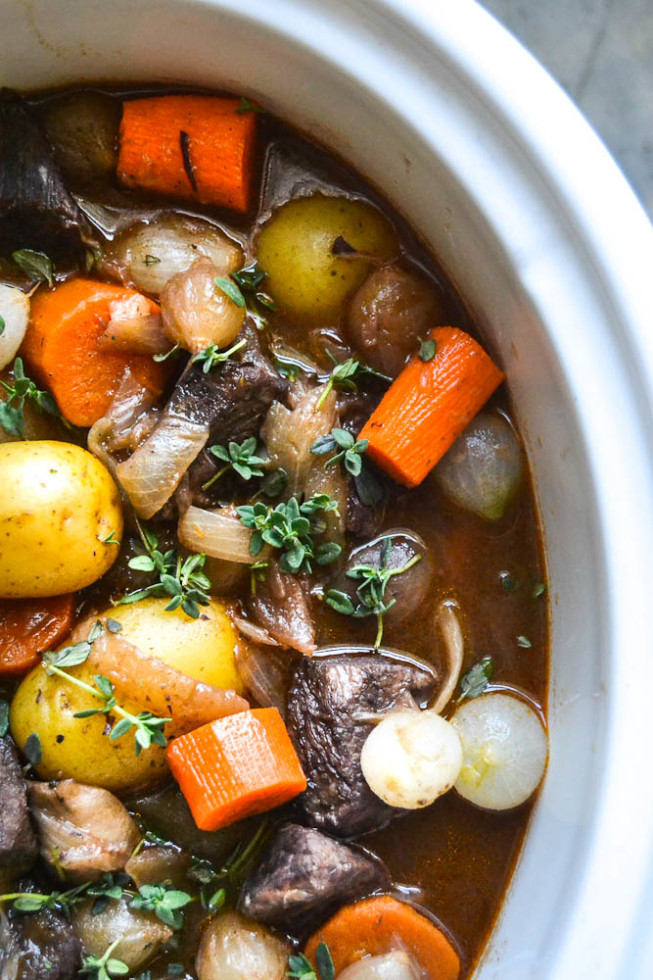 Crock pot beef bourguignon