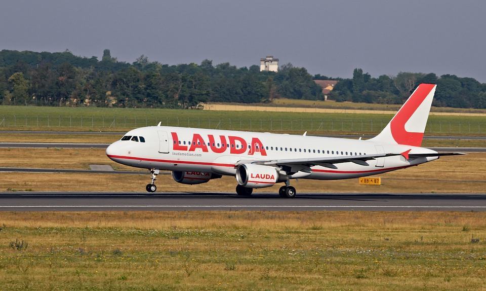 Ottieni immagini Aeroporto Umbria Milano Rotterdam Volo Anche Per Vienna aggiornato saluti