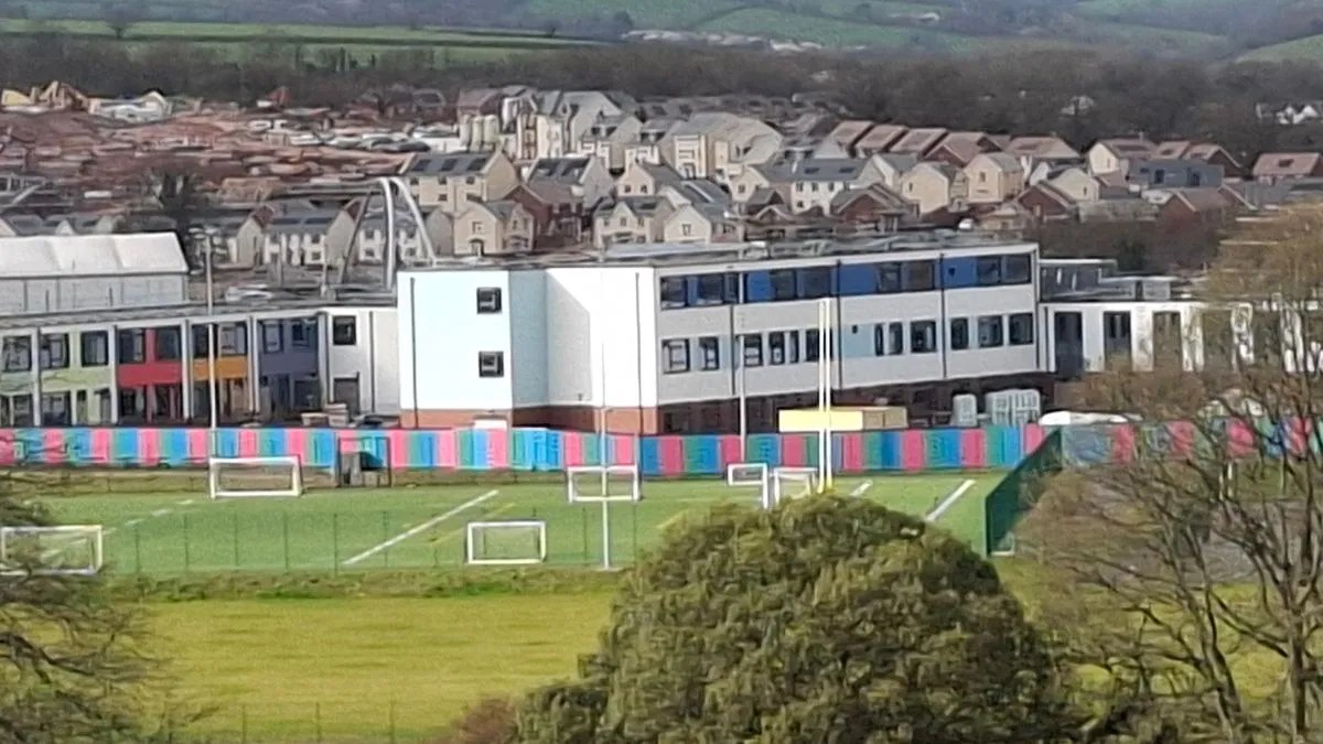 Exeter School Fiasco: New Building to be Demolished and Rebuilt (2026)