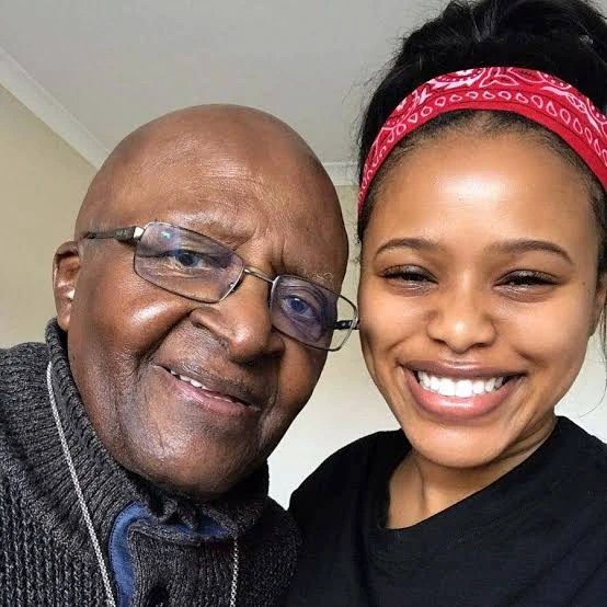 pic Natasha Thahane House style you 7