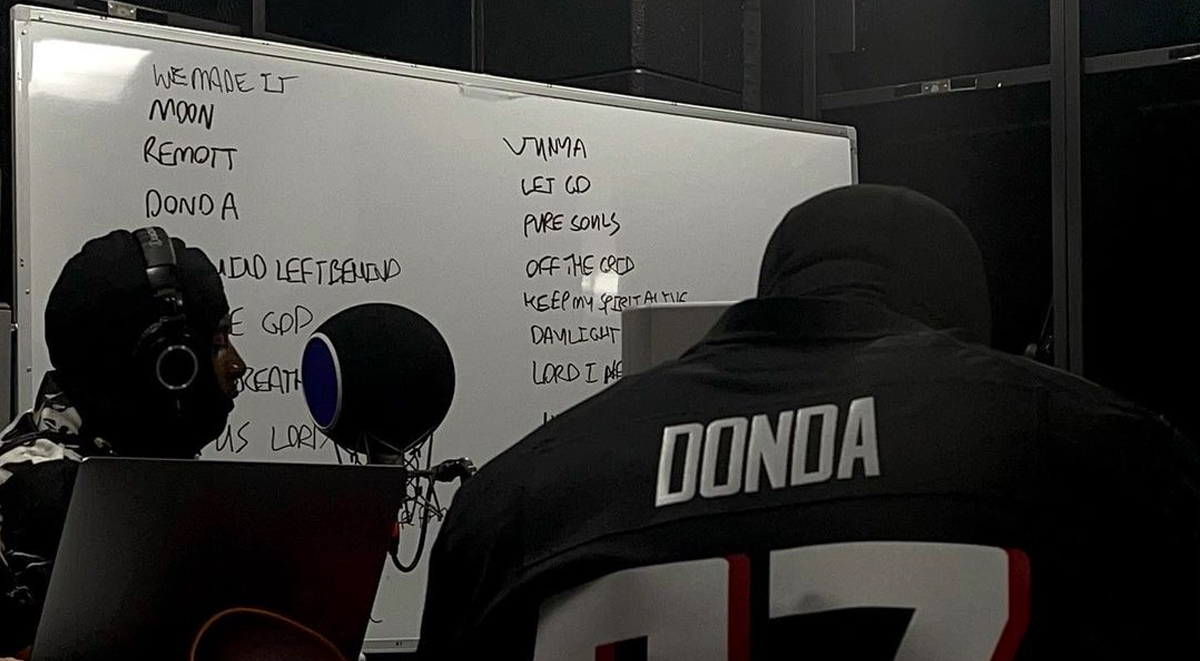pic Donda Feature List 2