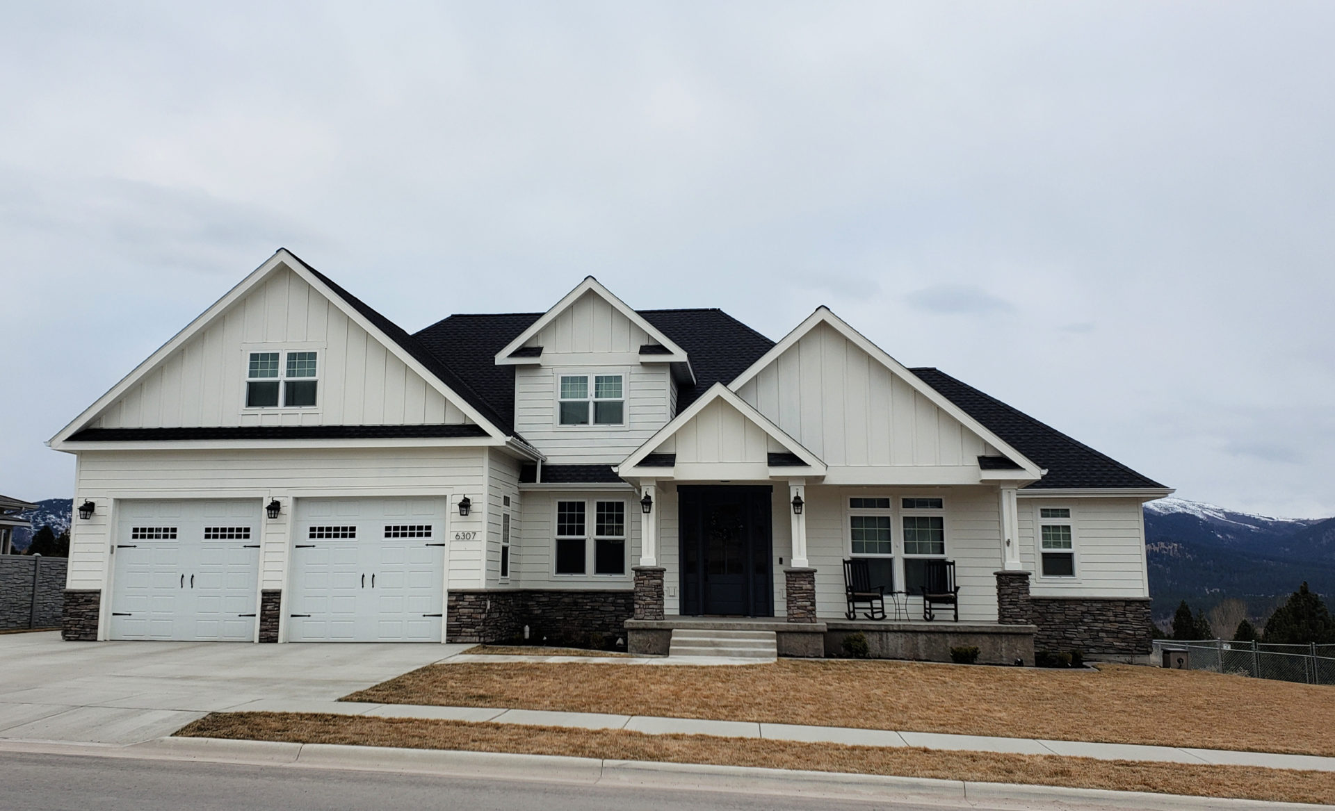 picture Sherwin Williams Natural Linen Exterior paint colors in our home favorite paint colors blog