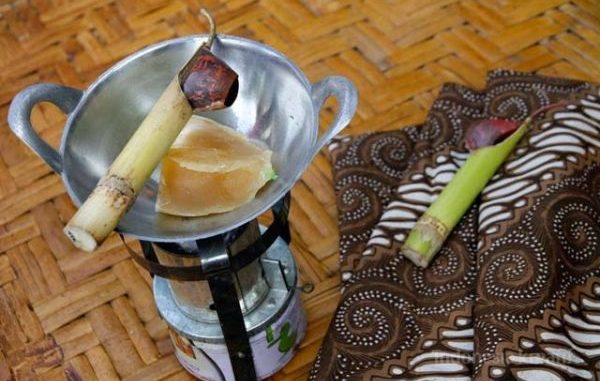 Macam-macam alat yang digunakan untuk membatik tulis tradisional