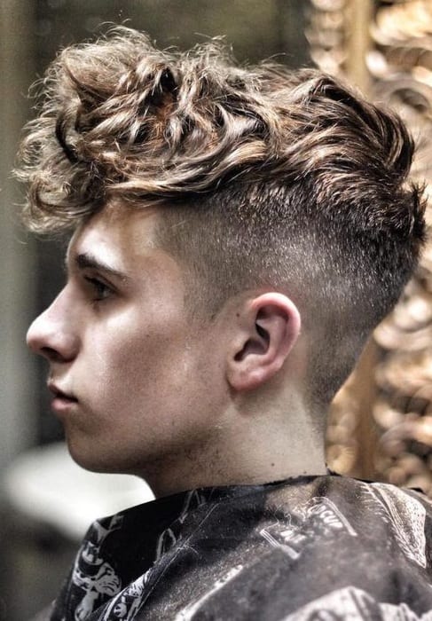 2 Combinations For Men To Try With The Curly Undercut Hairstyle