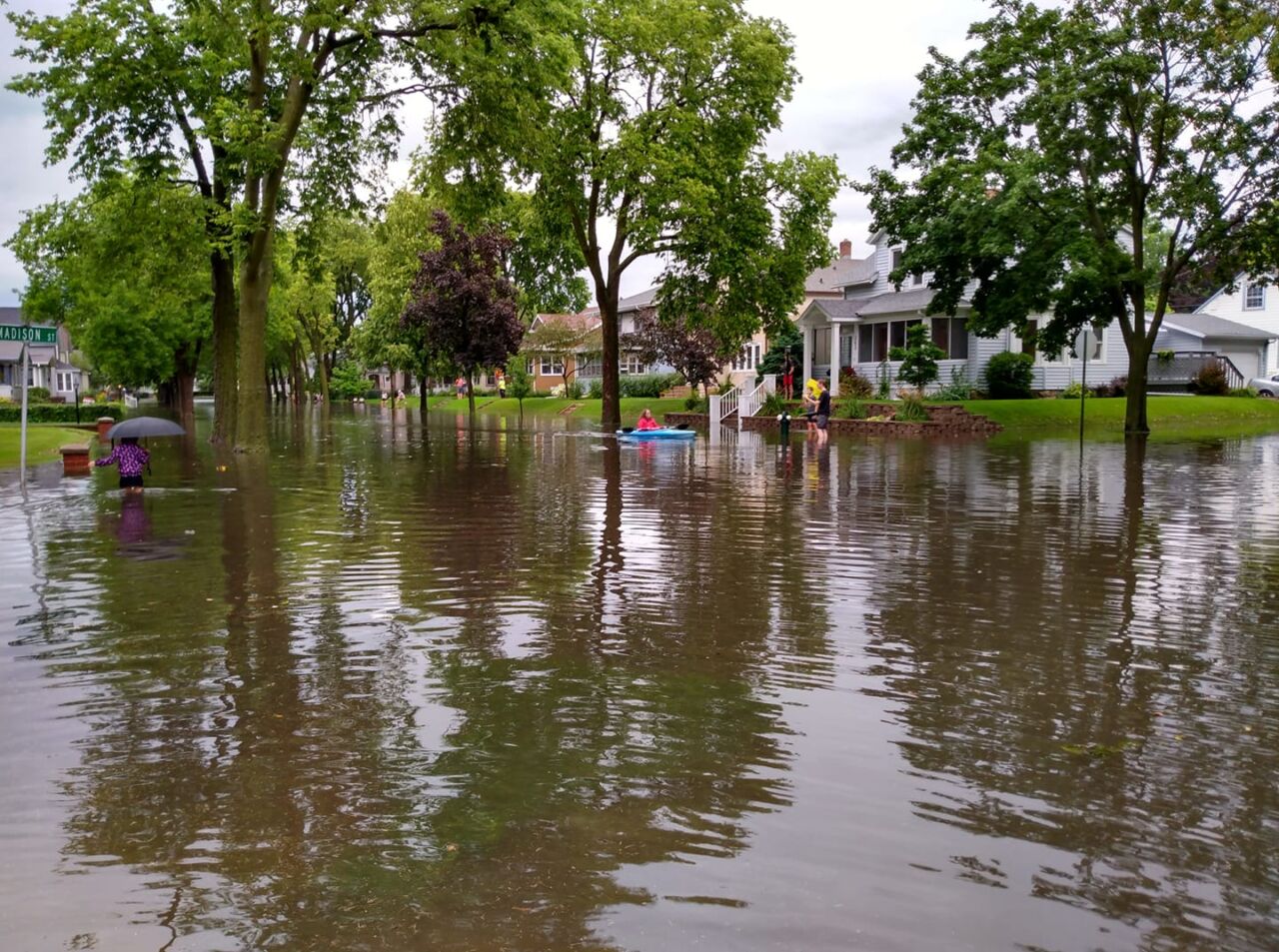 La crosse sets single-day record for rain