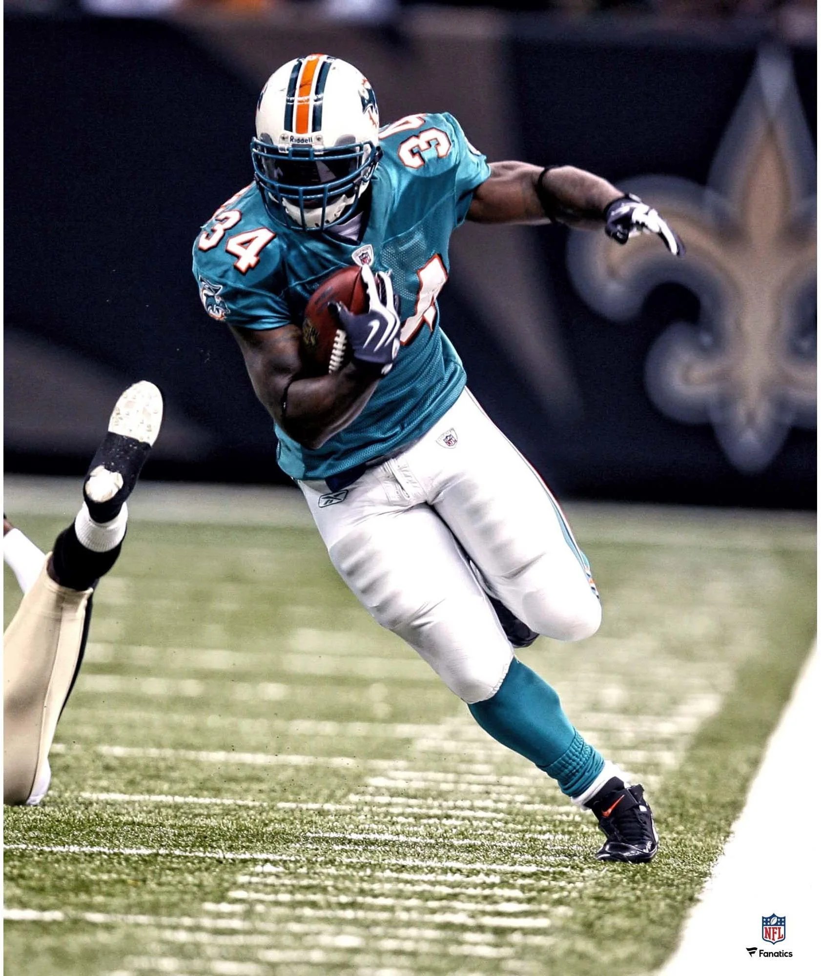 Use miami as a base for setting off on a caribbean cruise, driving up the. Ricky Williams Miami Dolphins Unsigned Teal Jersey Running