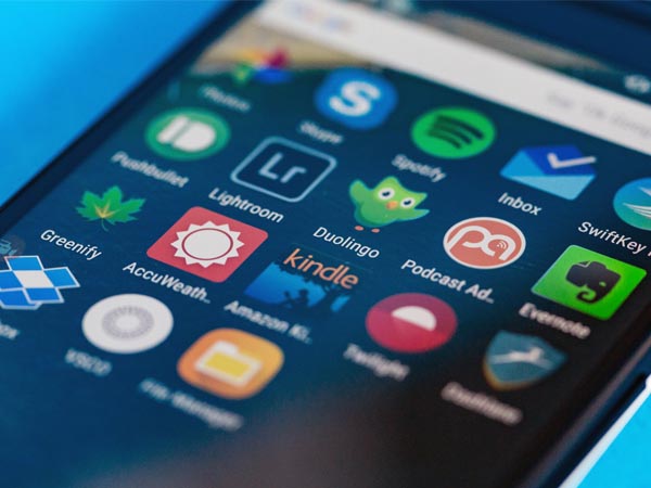 Berbagai aplikasi di smartphone