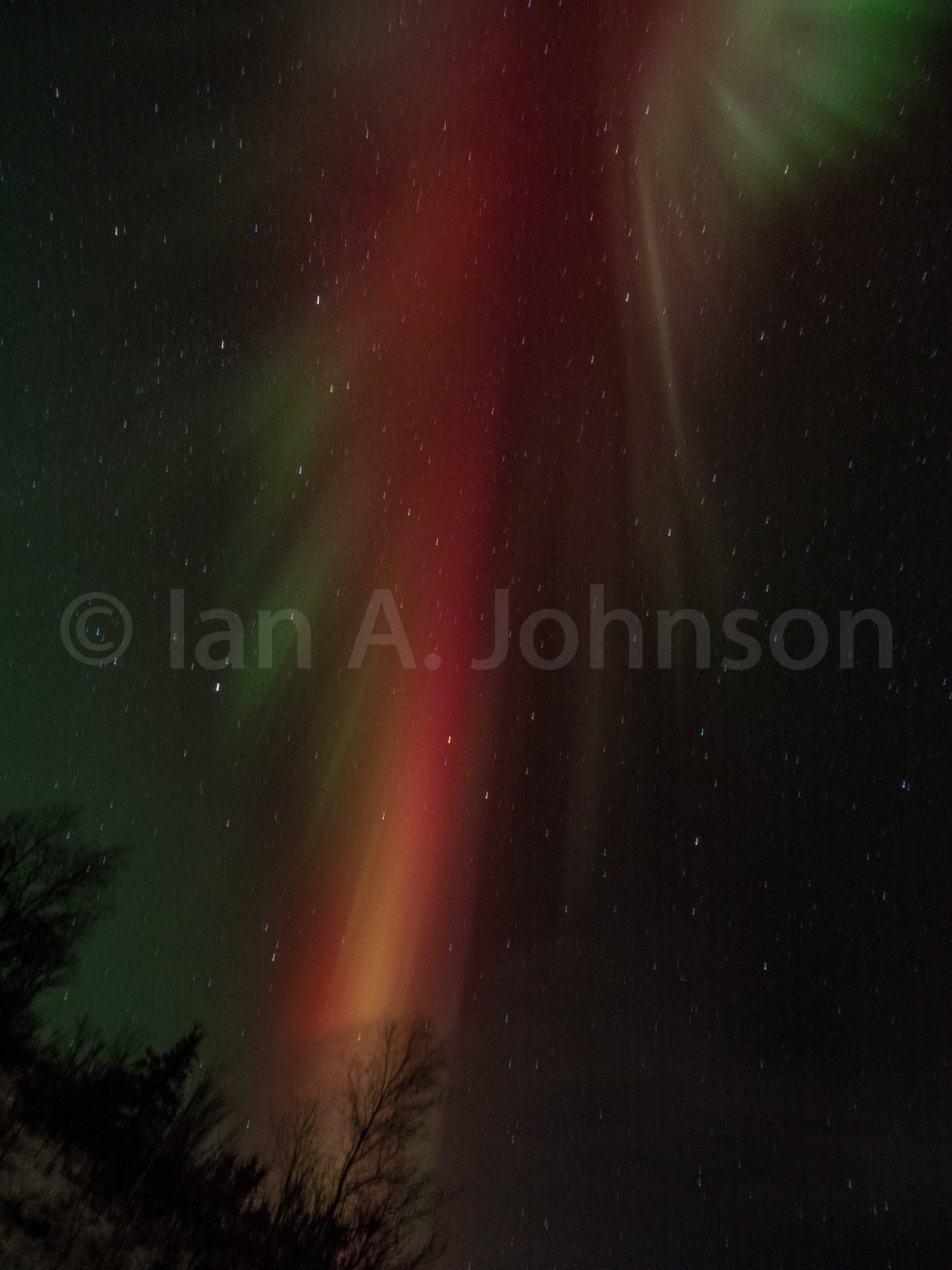 Do you see the angel in this Aurora?