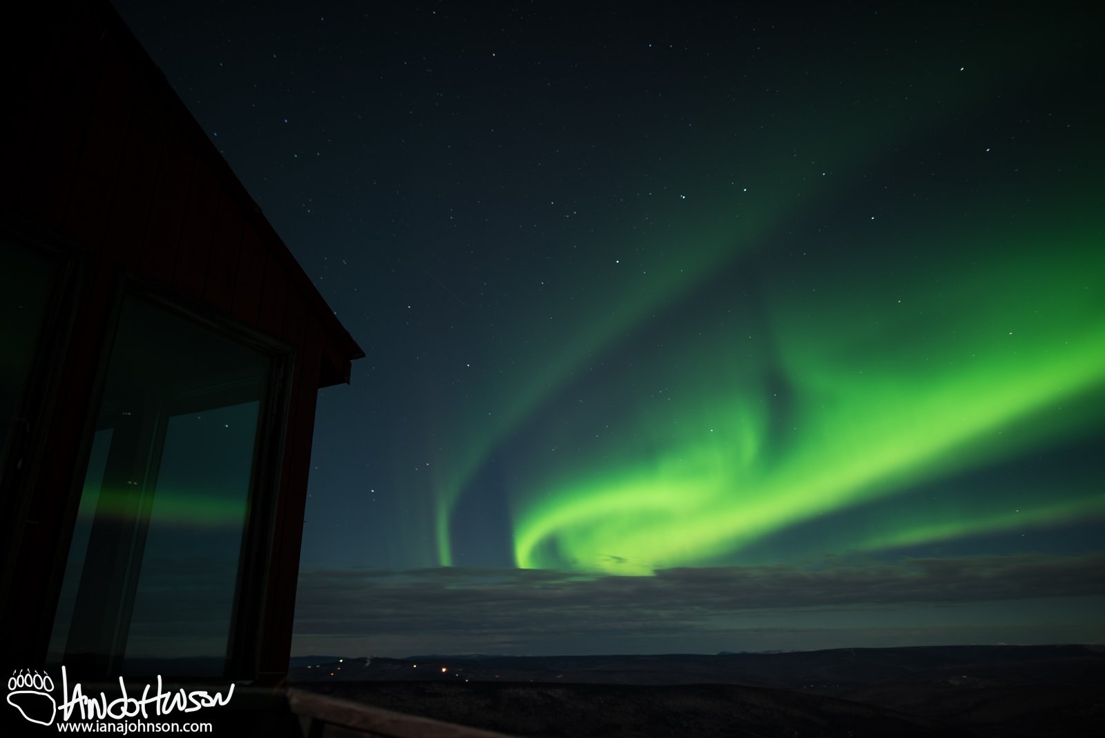 October 23rd : Auroral Reflection