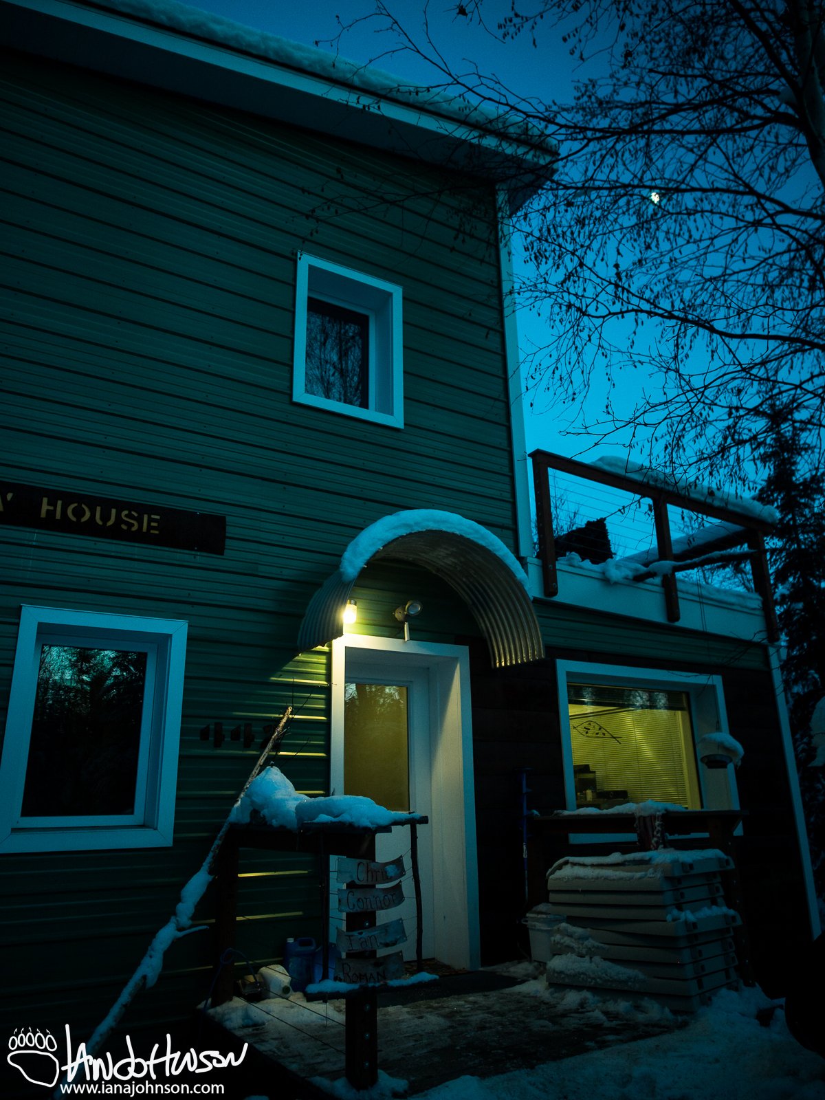 February 26th : Moon over the Village