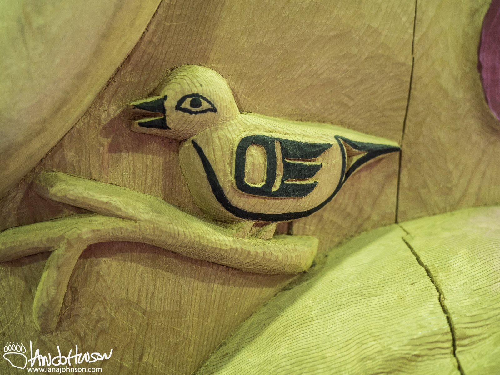 Tribal House, Glacier Bay, Screen, Hoonah, Gordon Greenwald
