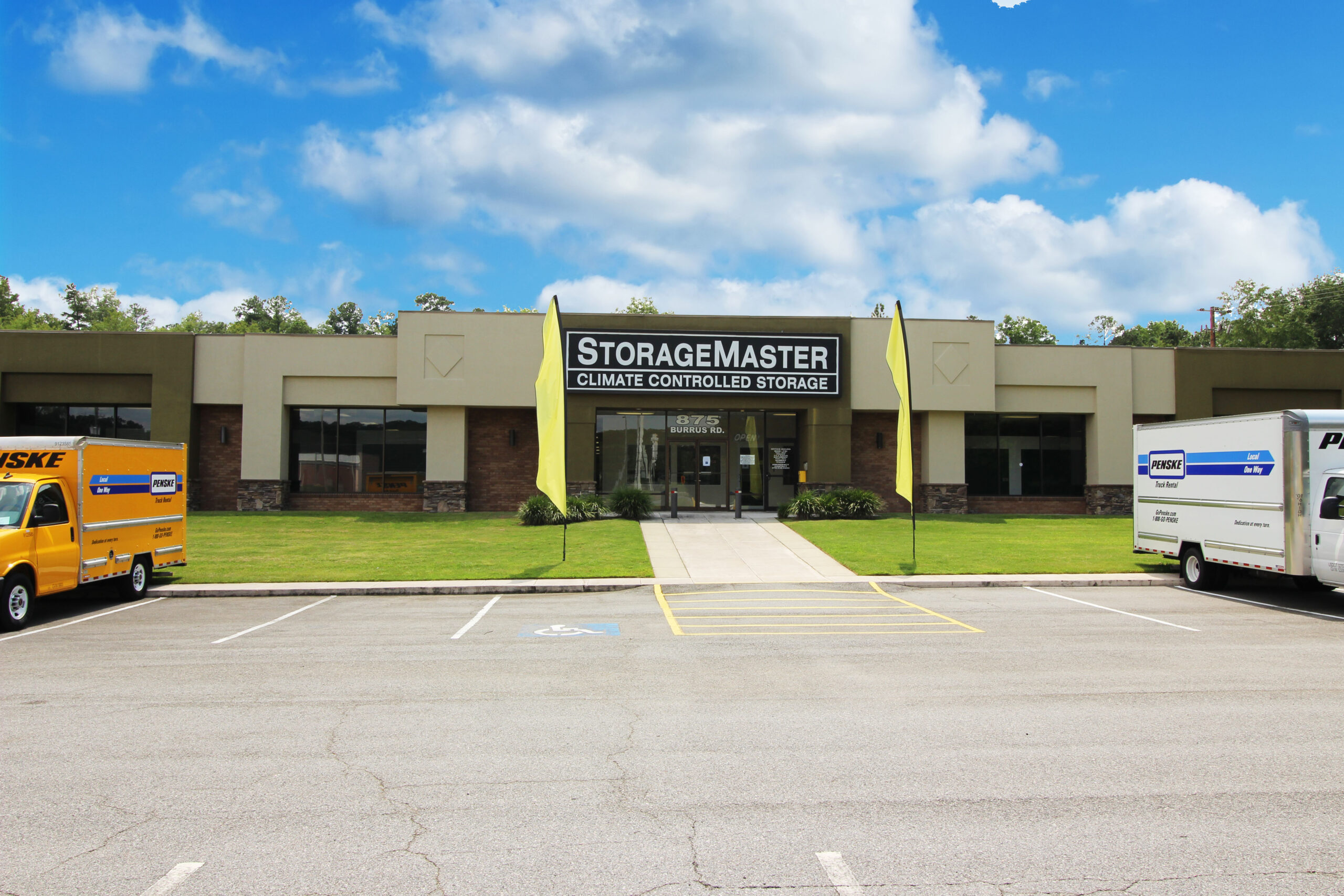 FreeUp Storage Burrus Rd Front