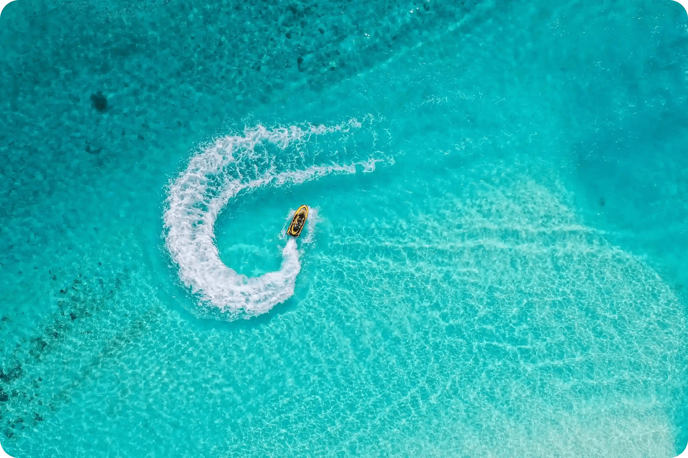 Actividades acuáticas en Ibiza Water activities in Ibiza