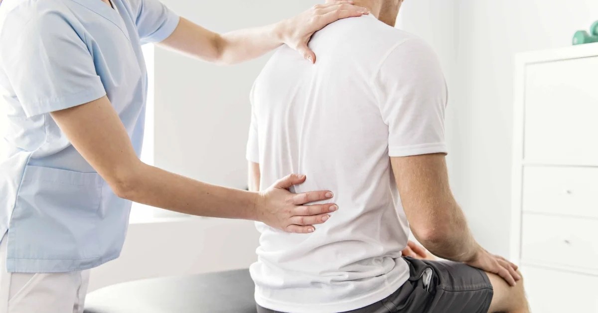 neck and shoulder pain on left side