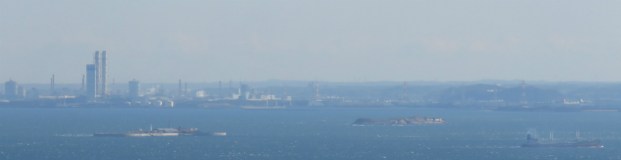 20200211a01 第二海堡(左)、第一海堡(右)