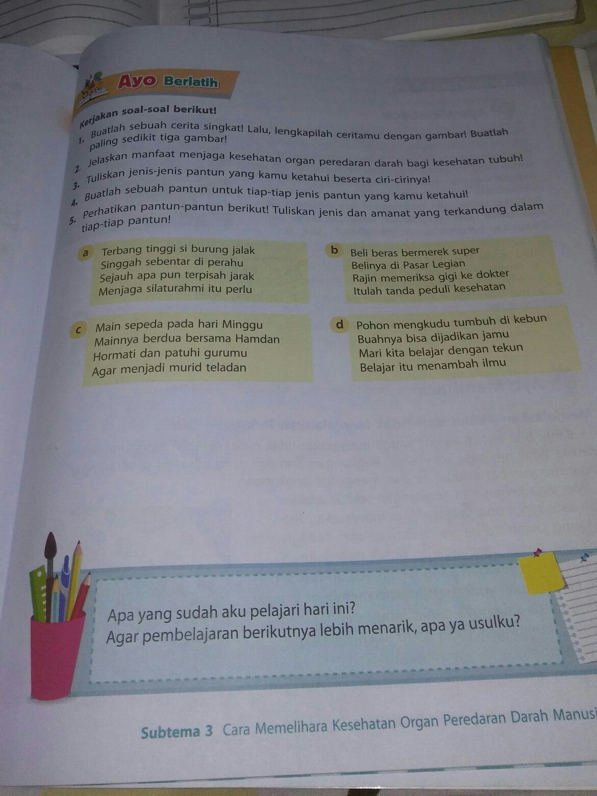 Syair merupakan puisi yang berlarik empat bait dan bersajak a a a a yang mengisahkan suatu hal. Puisi Dokter Rima Abab 2 Bait - Kumpulan Puisi