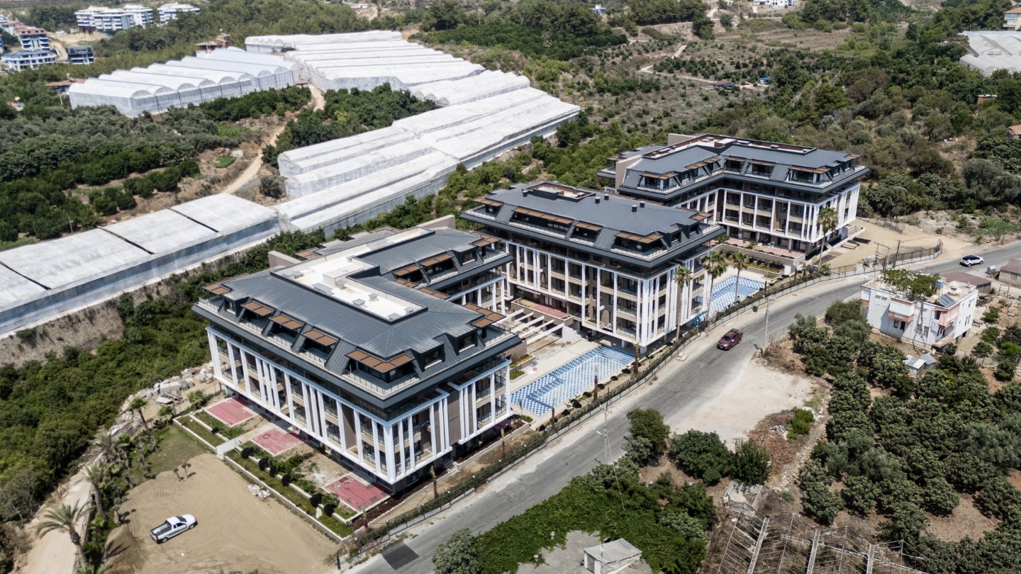 Apartments-Garden Duplexes-Penthouses in Oba