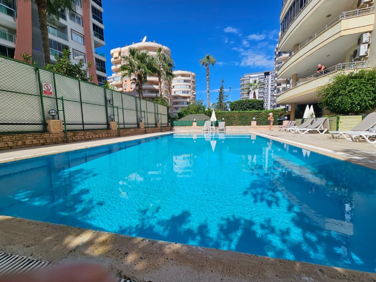 2+1 Apartment for Sale in Mahmutlar Alanya