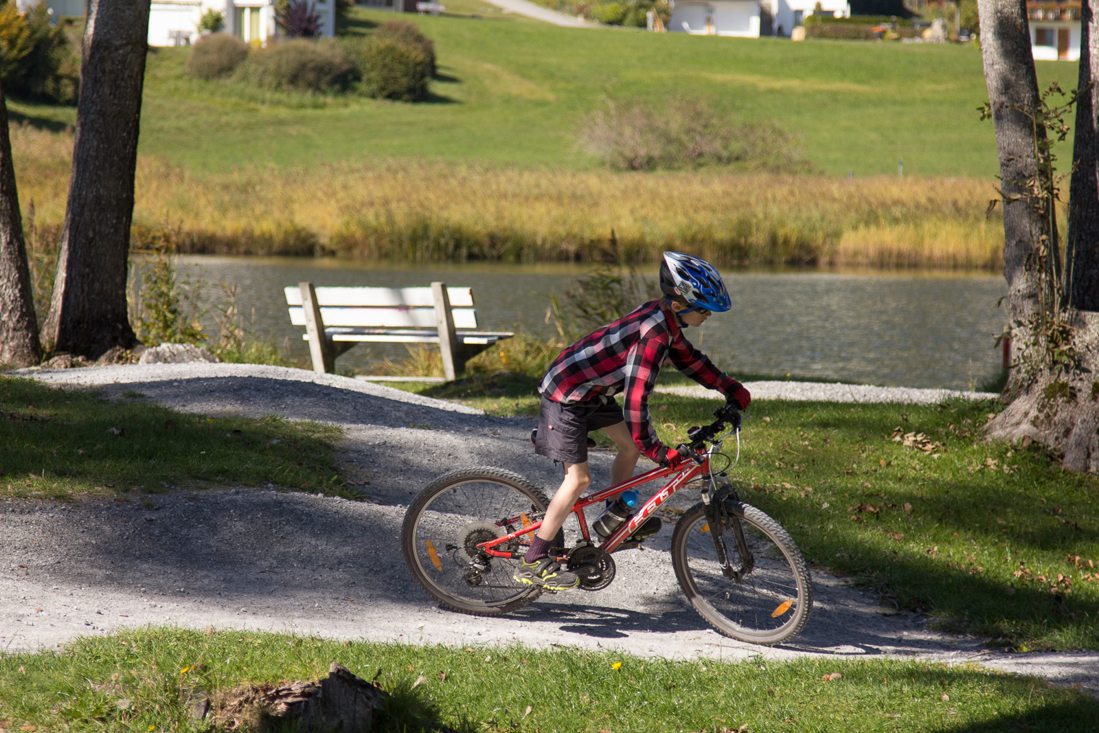 Auf dem Pumptrack am Laaxer See