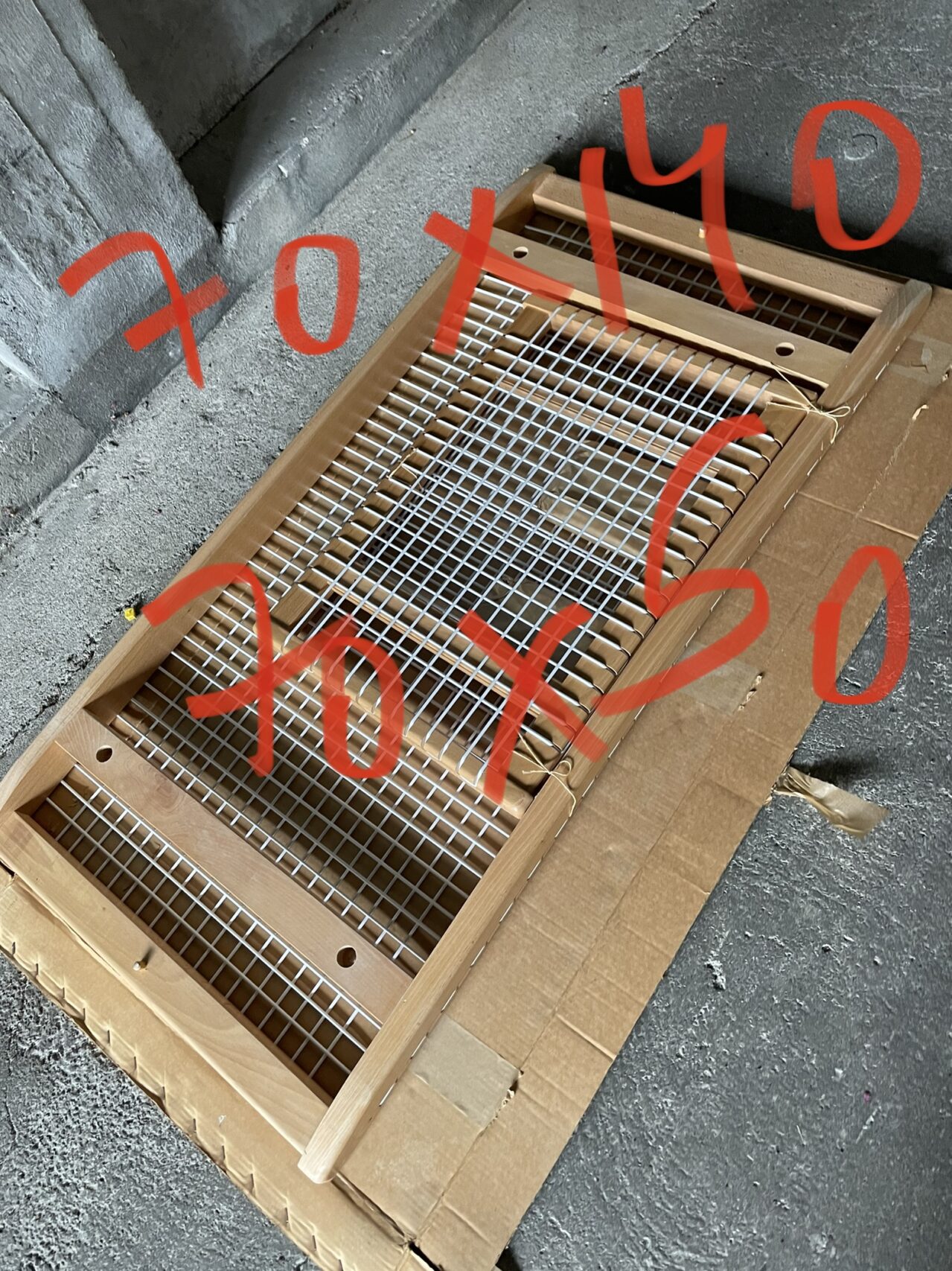 3C3E40CF-E5B8-446D-B05C-B815C0C59643